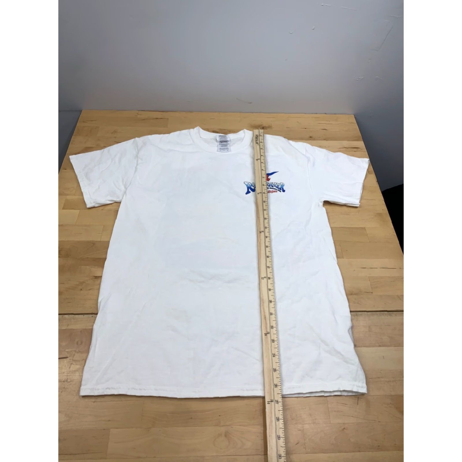 Gildan VTG Roadrunner Shirt Mens M White Cotton Gildan T-Shirt Slim Fit? Regular no. Size US M / EU 48-50 / 2 - 5 Thumbnail