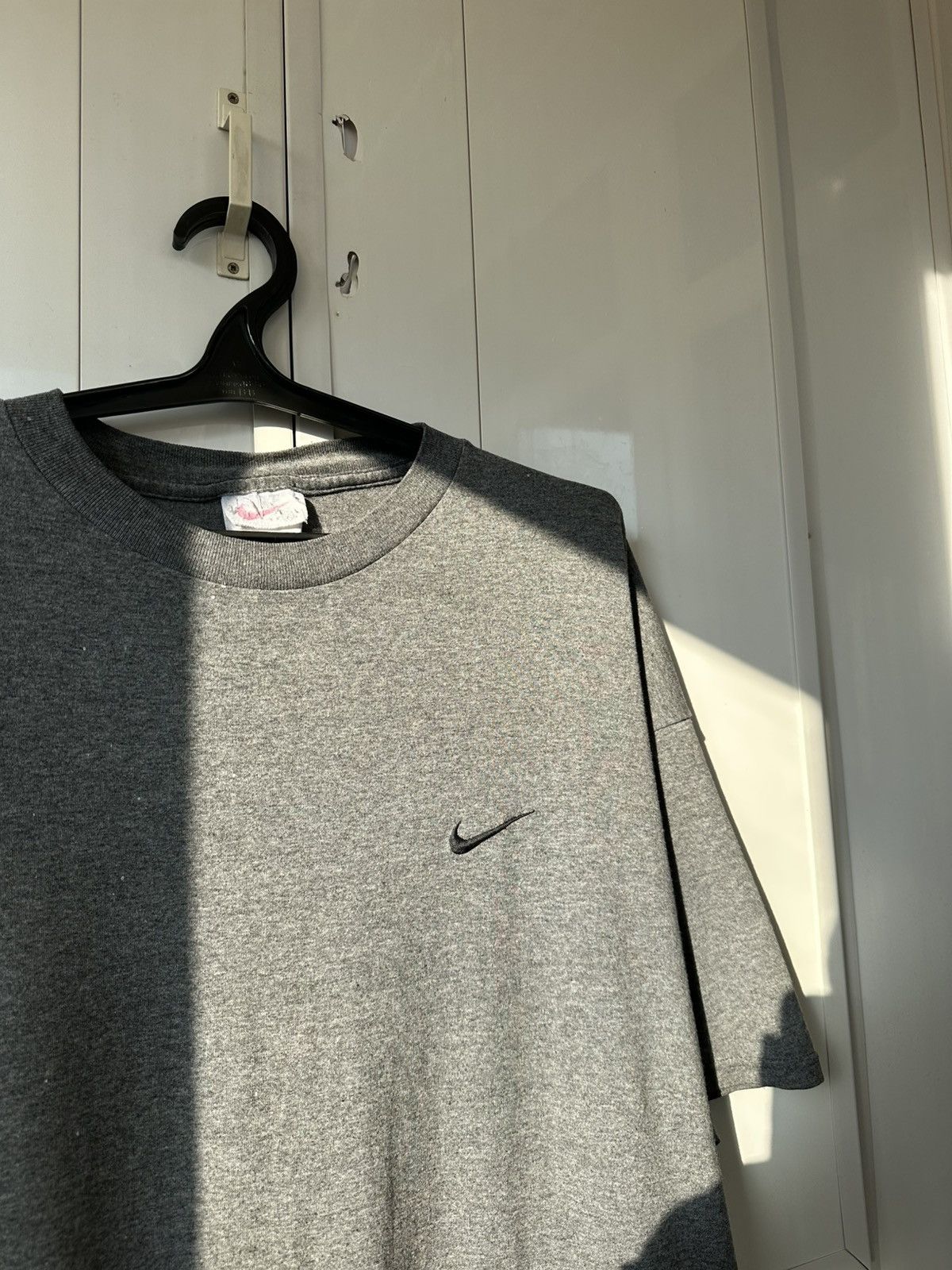 Nike Vintage Nike Oversize T-shirt Black Swoosh Size US XL / EU 56 / 4 - 7 Thumbnail
