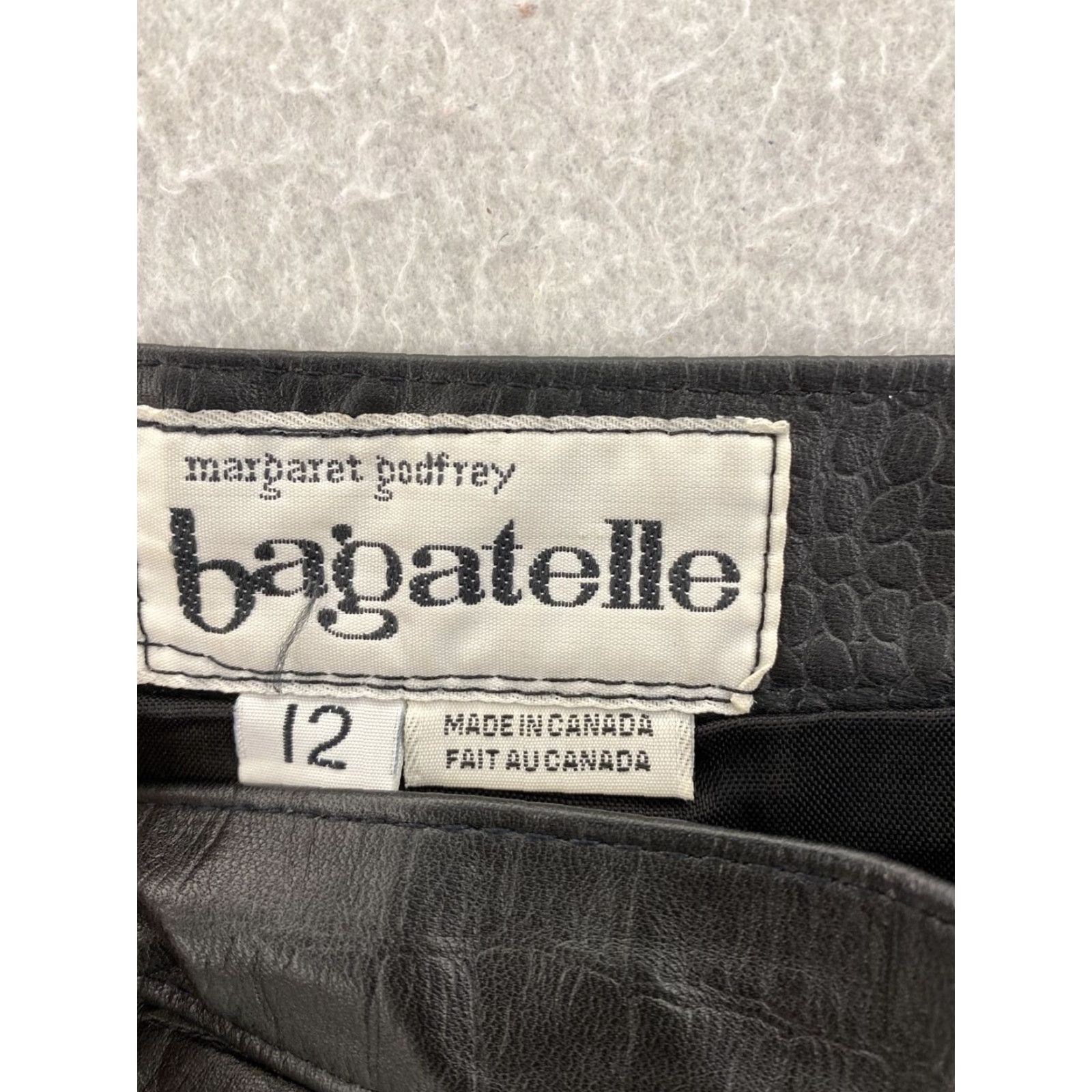 Vintage VINTAGE Bagatelle Leather Skirt Size 12 Black Midi Pencil Women 90s Size 34" / US 12 / IT 48 - 6 Thumbnail