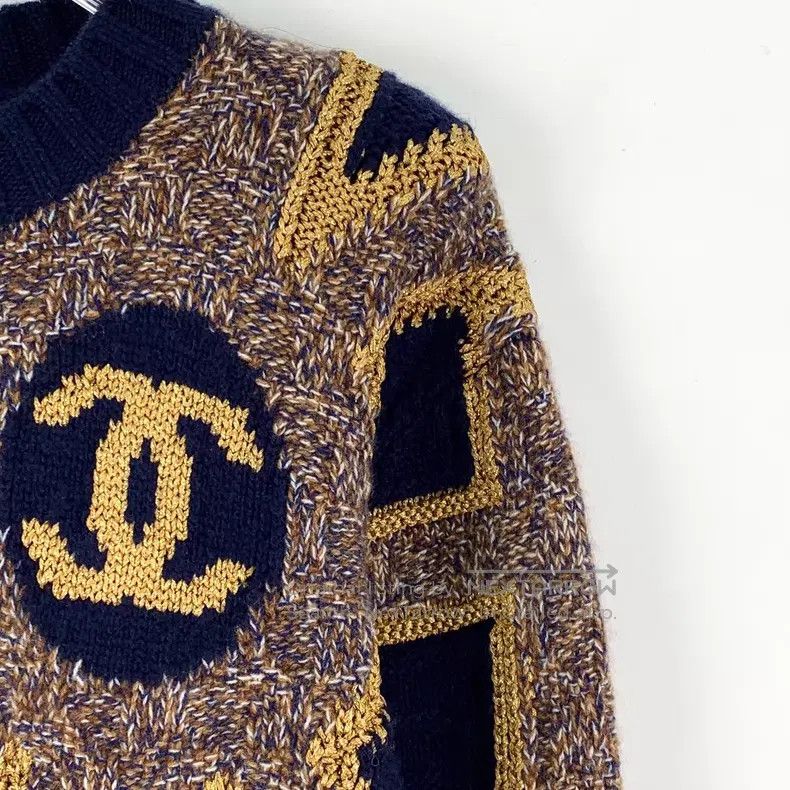 Chanel Chanel Colour-blocked geometric logo pattern inlaid flower Size XXS / US 00 / IT 34 - 3 Thumbnail