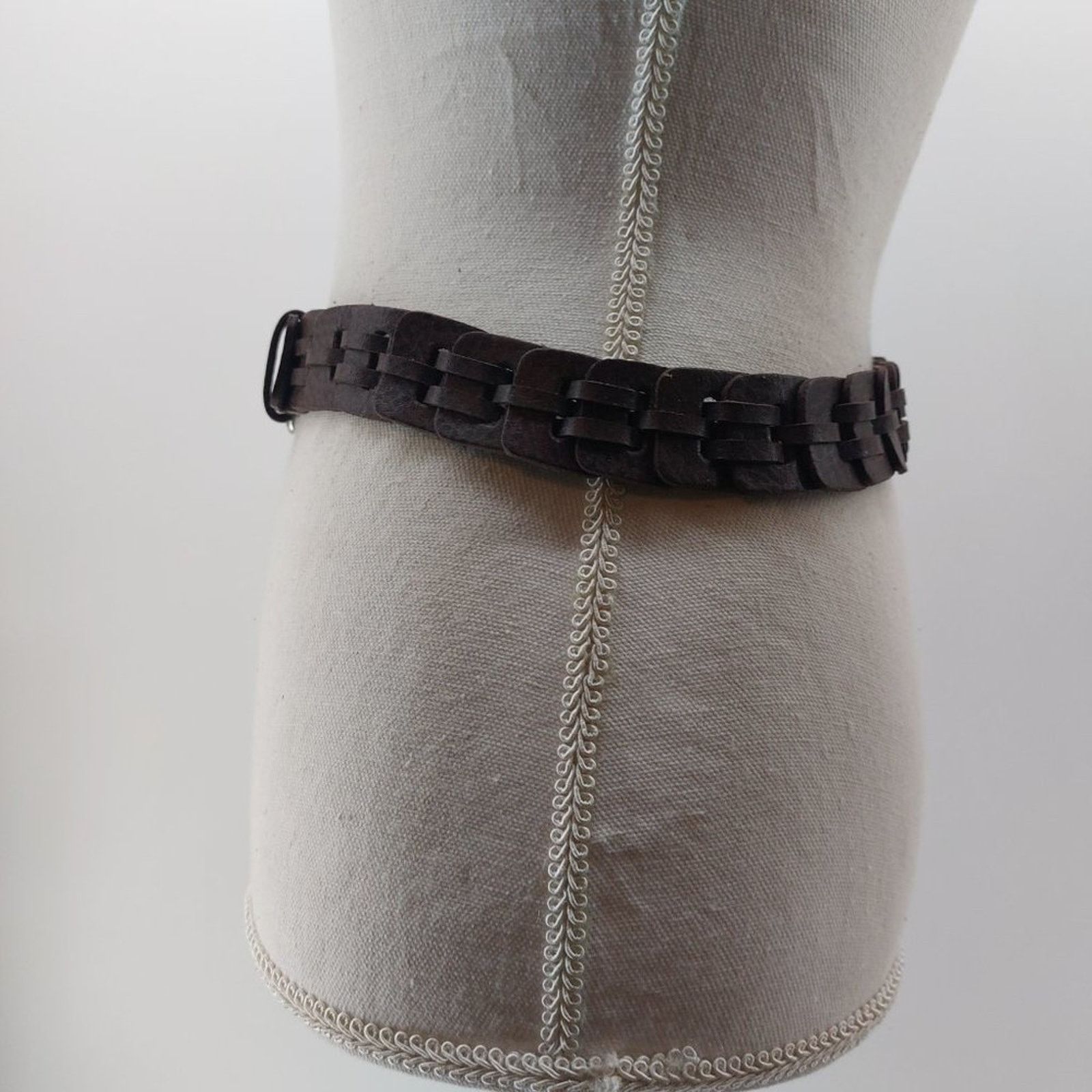 Calvin Klein CK Calvin Klein Jeans Chain Link Brown Maroon Size Small Size ONE SIZE - 16 Thumbnail