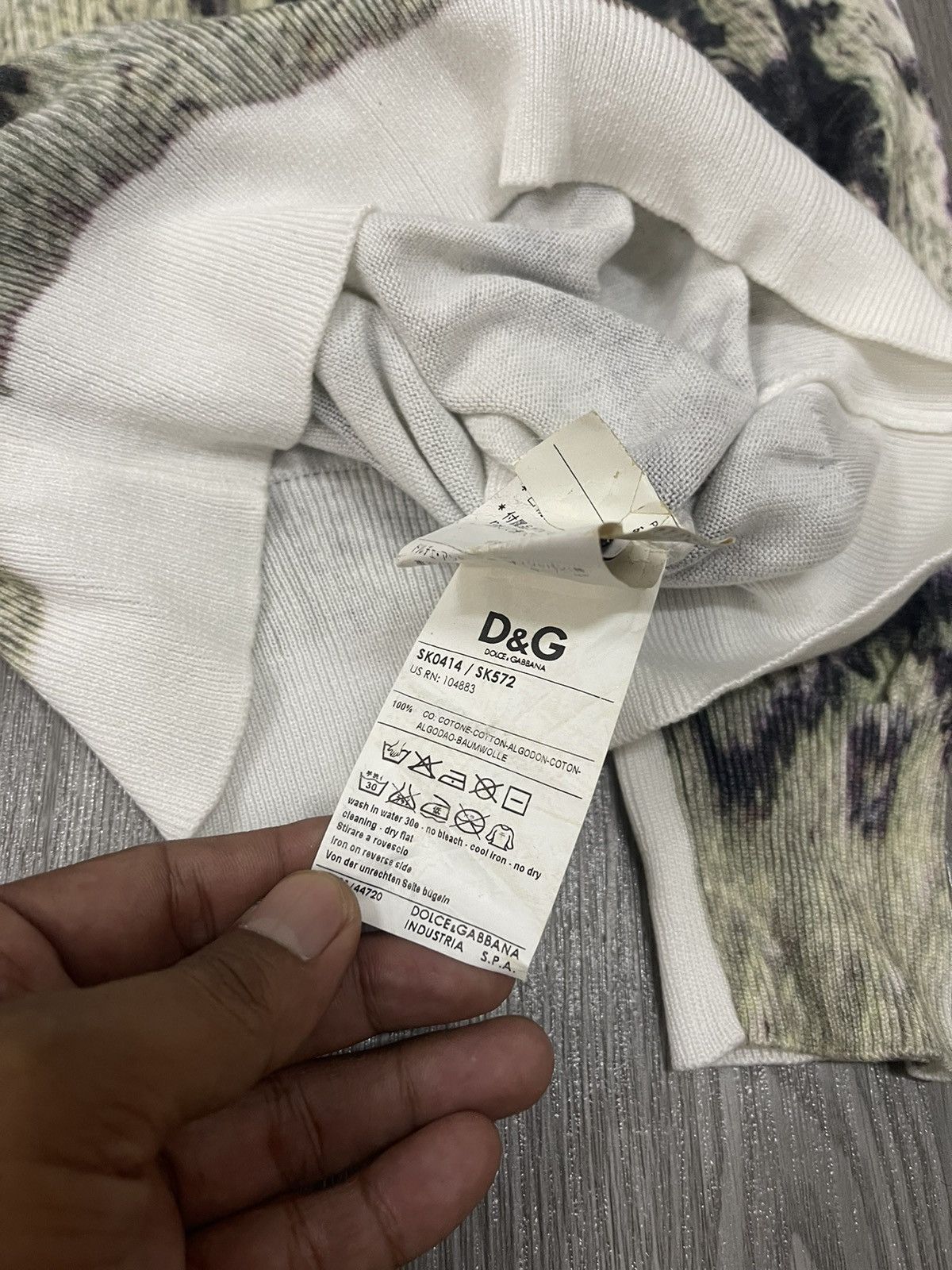 Dolce & Gabbana Dolce & Gabbana printed knitted Light Pullover Size US S / EU 44-46 / 1 - 10 Thumbnail