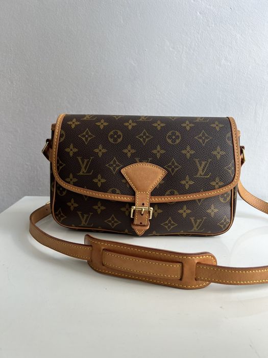 Louis Vuitton Sologne Shoulder bag 394837