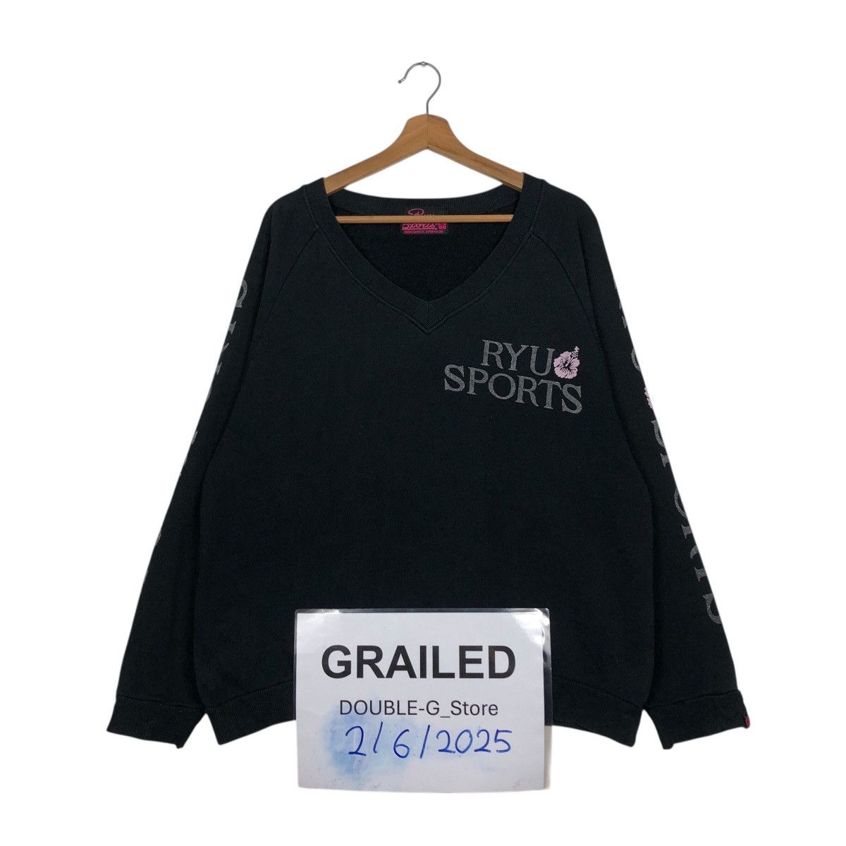 Japanese Brand RYU Sports Floral Crest V-Neck Sweat Obscure Japanese Label Size US M / EU 48-50 / 2 - 1 Thumbnail