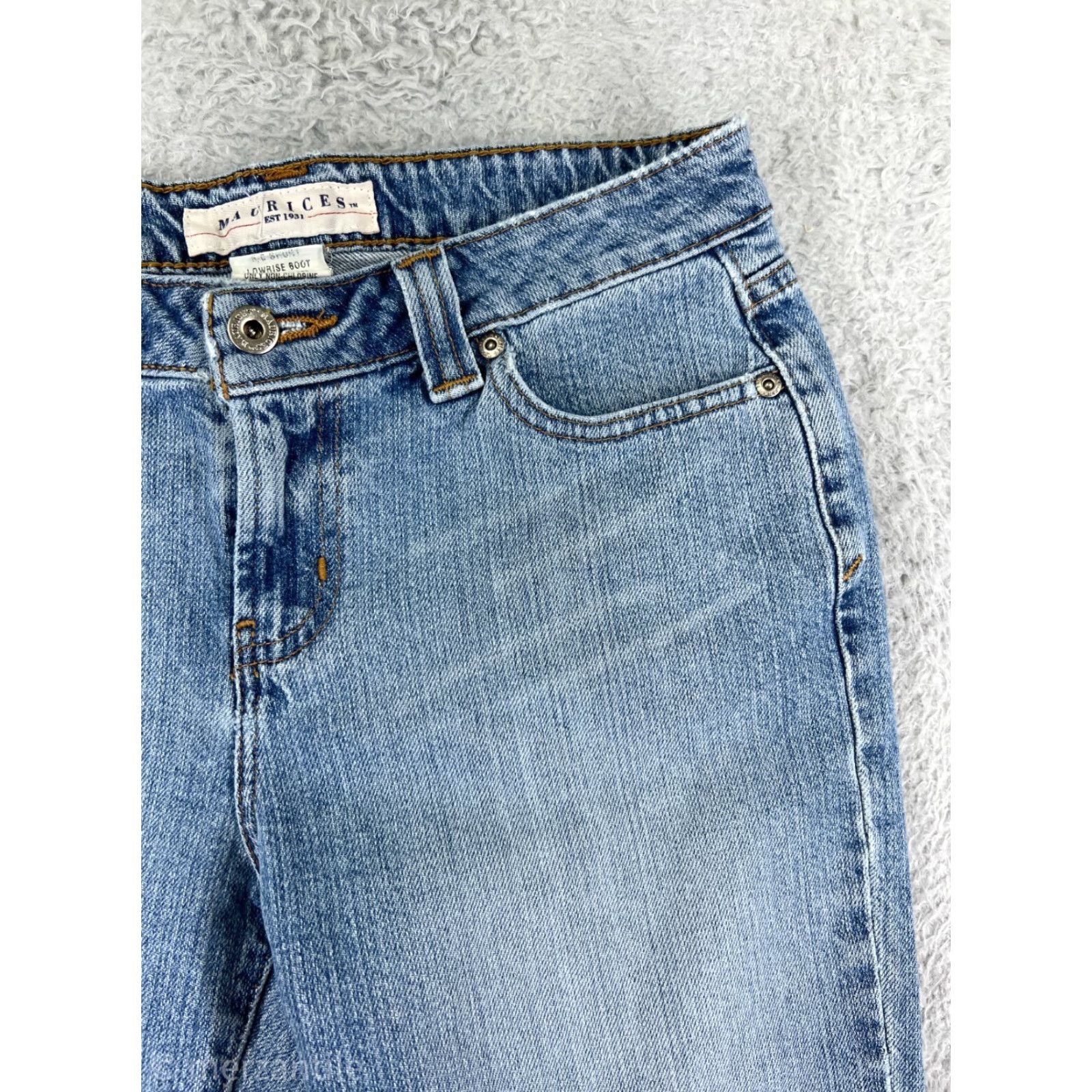 Vintage Maurices Jeans Women 6 Blue Denim Bootcut Mid Rise Cotton 5-Pocket Design Inseam 28 in Regular Stretch Wool? No. Size 28" / US 6 / IT 42 - 6 Thumbnail