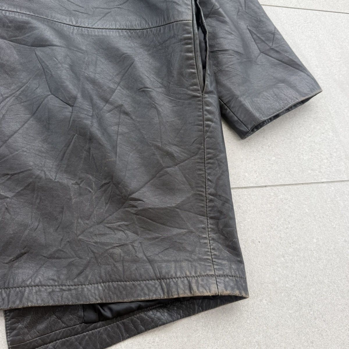 Balenciaga Balenciaga Leather Distressed Coat Black Oversized Jacket Size US L / EU 52-54 / 3 - 14 Thumbnail