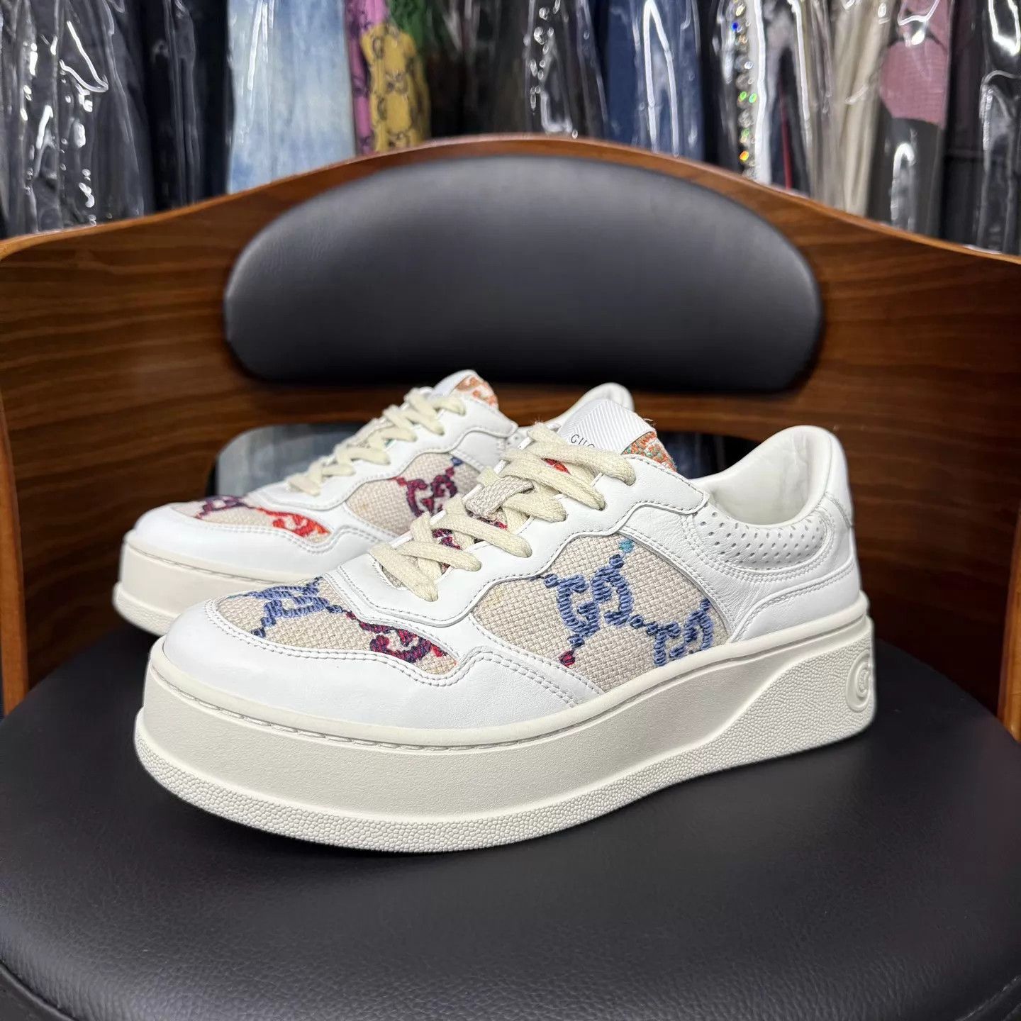 Gucci Gucci GG Multicolor White Embroidered Biscuit 37.5 Size US 7 / IT 37 - 1 Thumbnail
