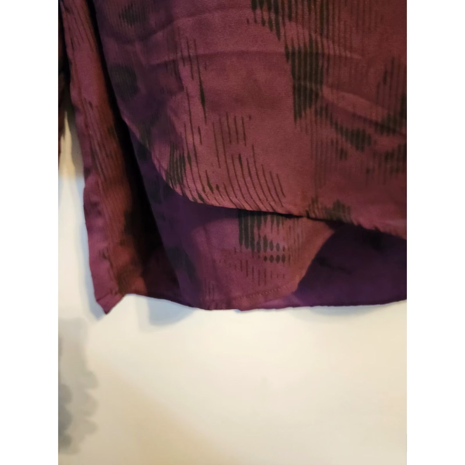 Vintage Apt 9 Dark Purple Black Abstract High Low Hem Tunic Top 2X Plus Shirt Ladies V-Neck Long Sleeve Polyester Blouse Tunic - Plus Size 2X Size XXL / US 16-18 / IT 52-54 - 5 Thumbnail