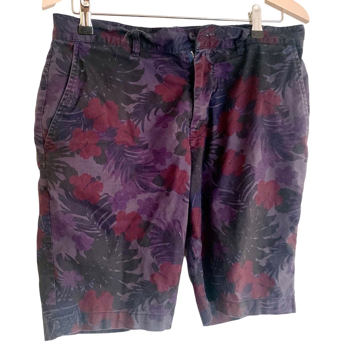 Designer × Edwin × Japanese Brand Edwin Cotton Flat Front Flower Print Shorts size S Size US 32 / EU 48 - 1 Thumbnail