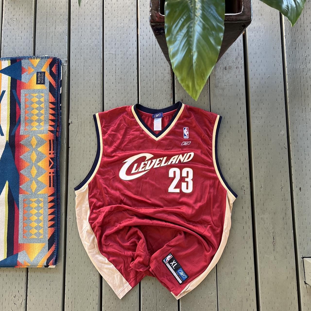 NBA × Reebok × Vintage Cleveland Cavaliers Lebron James Jersey Size US XL / EU 56 / 4 - 2 Thumbnail