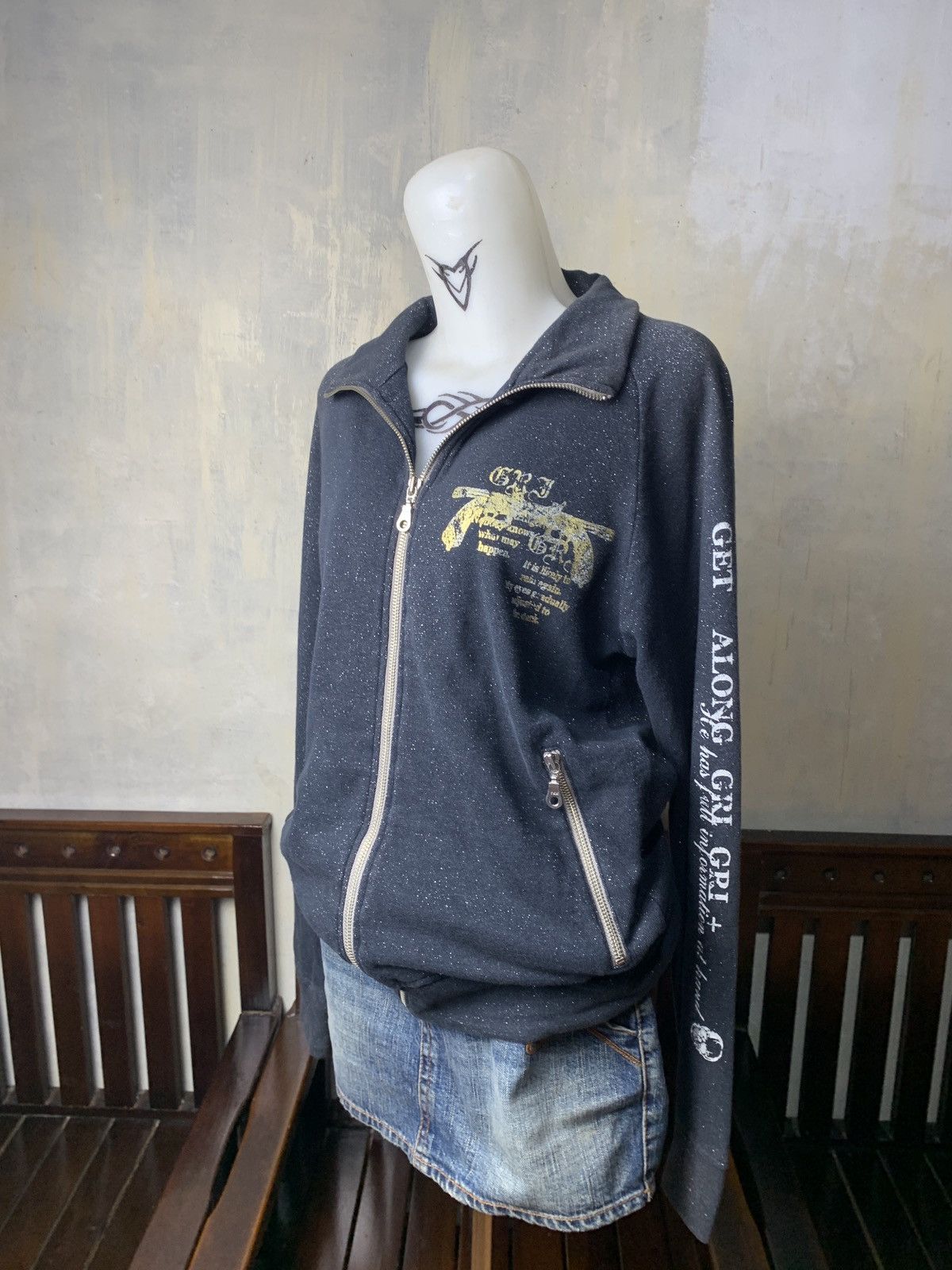 Japanese Brand y2k GRIGRI+ Japan Glittery Skull Revolver Poem Zip up Jacket Size M / US 6-8 / IT 42-44 - 3 Thumbnail