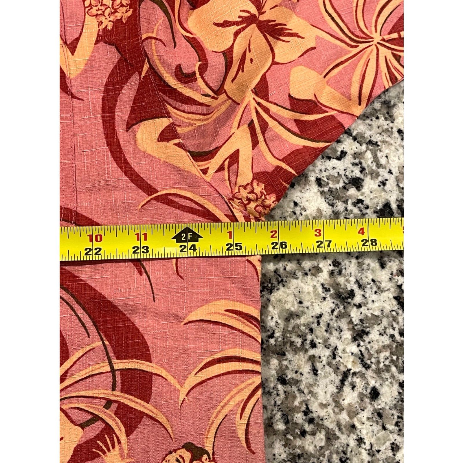 Tommy Bahama Tommy Bahama Shirt Mens Pink Floral Hawaiian Silk Linen Button-Up XL Short Sleeve Collared Pocket Easy Care Size US XL / EU 56 / 4 - 5 Thumbnail