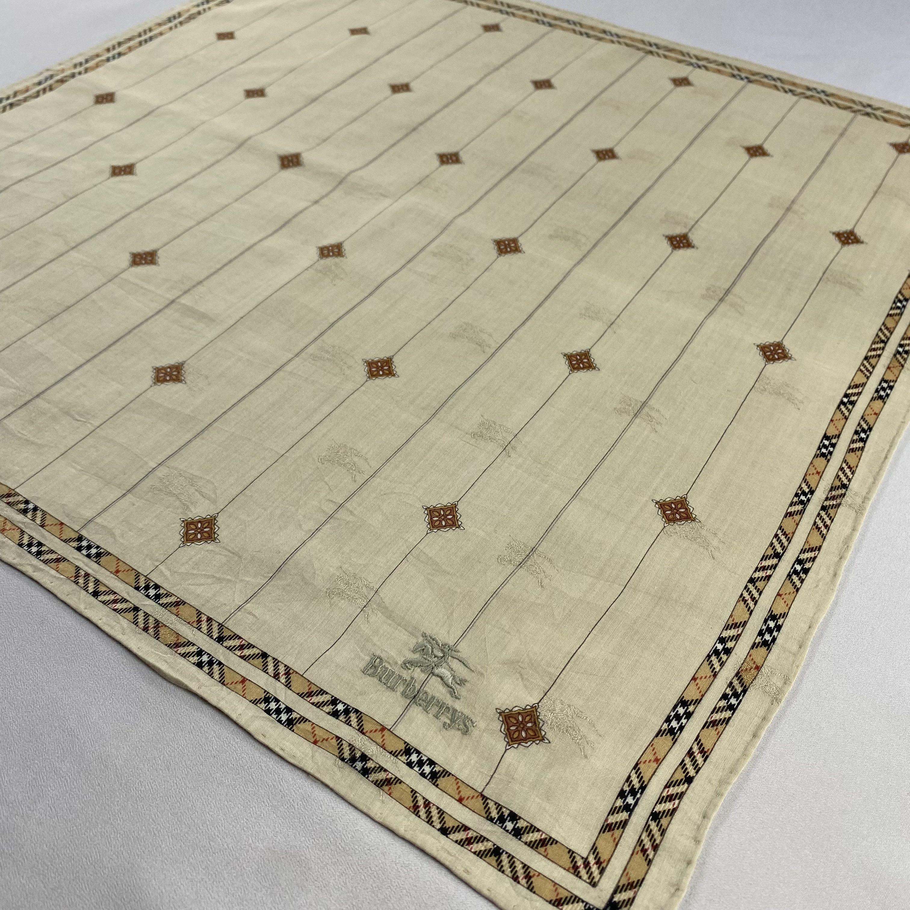 Burberry × Vintage Burberry Handkerchief / Neckerchief / Bandana-P1543 Size ONE SIZE - 2 Thumbnail