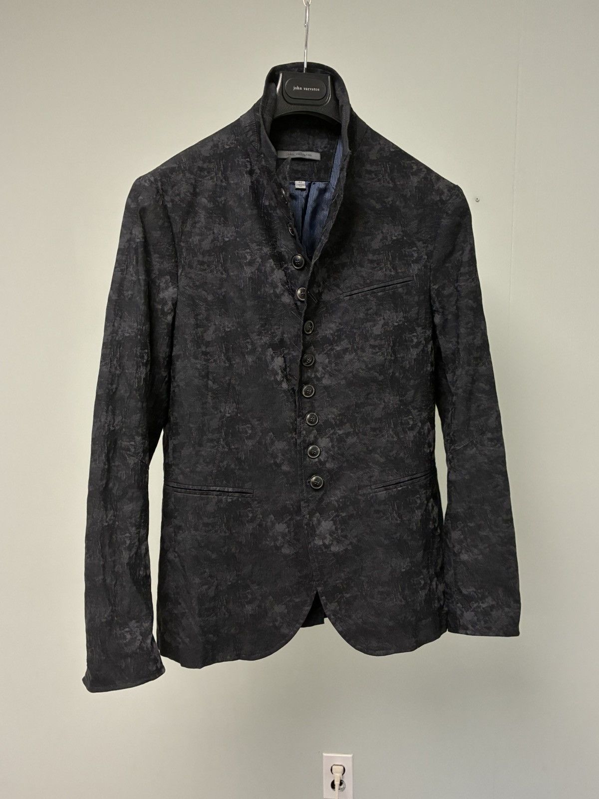 John Varvatos Woodward Multibutton jacket EU 48 USA size 38 Size US M / EU 48-50 / 2 - 11 Thumbnail
