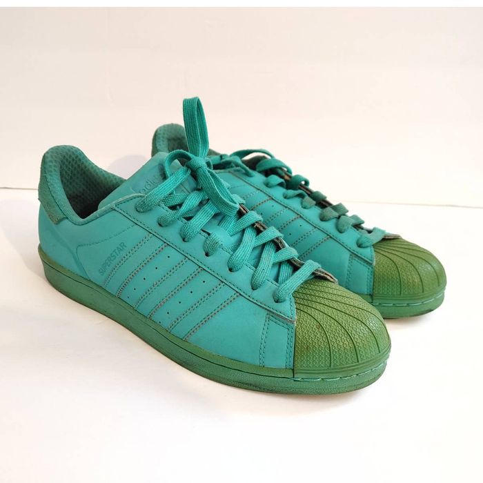 Adidas superstar x on sale pharrell williams supercolor