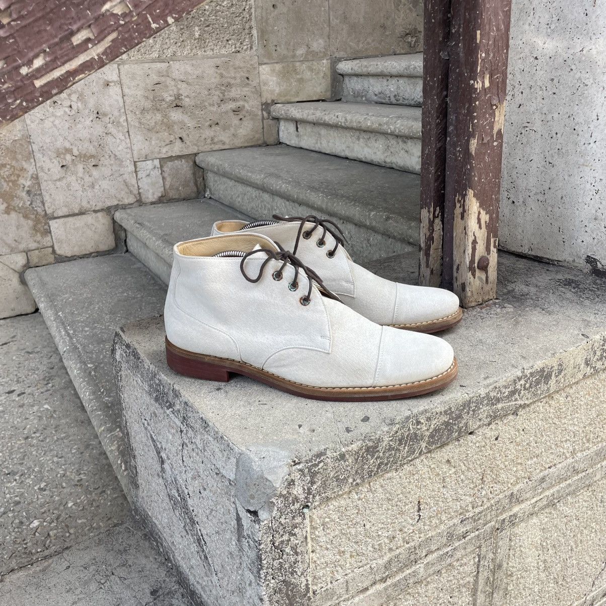 Balenciaga Balenciaga Cream White Suede Desert Boots Size US 11 / EU 44 - 1 Thumbnail