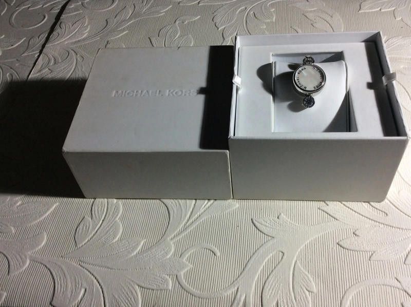 Michael Kors Michael Kors access tracked ladies watch Size ONE SIZE - 9 Thumbnail