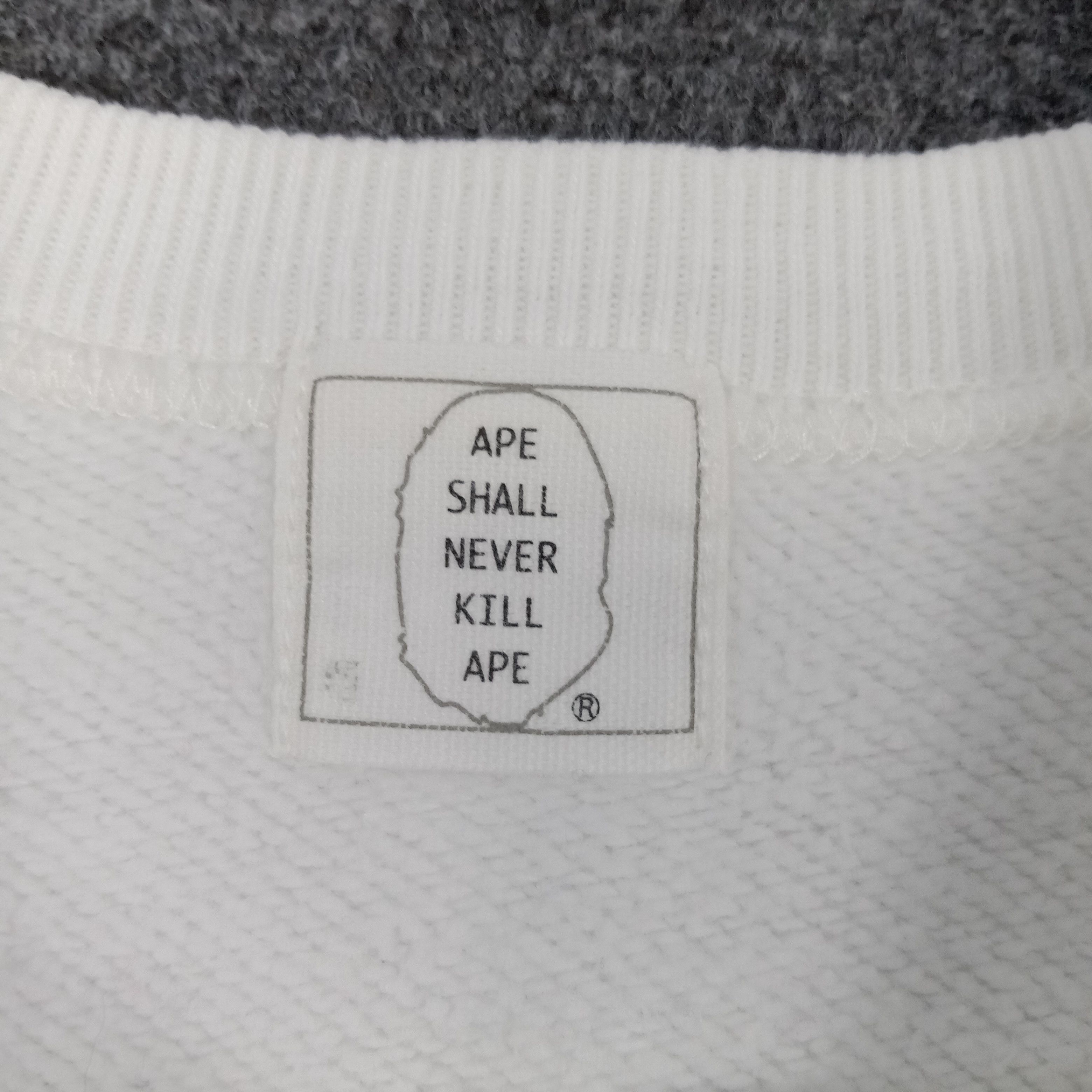 Bape × Vintage A Bathing Ape for Human Japanese Brand Crop Sweatshirt Size US L / EU 52-54 / 3 - 3 Thumbnail