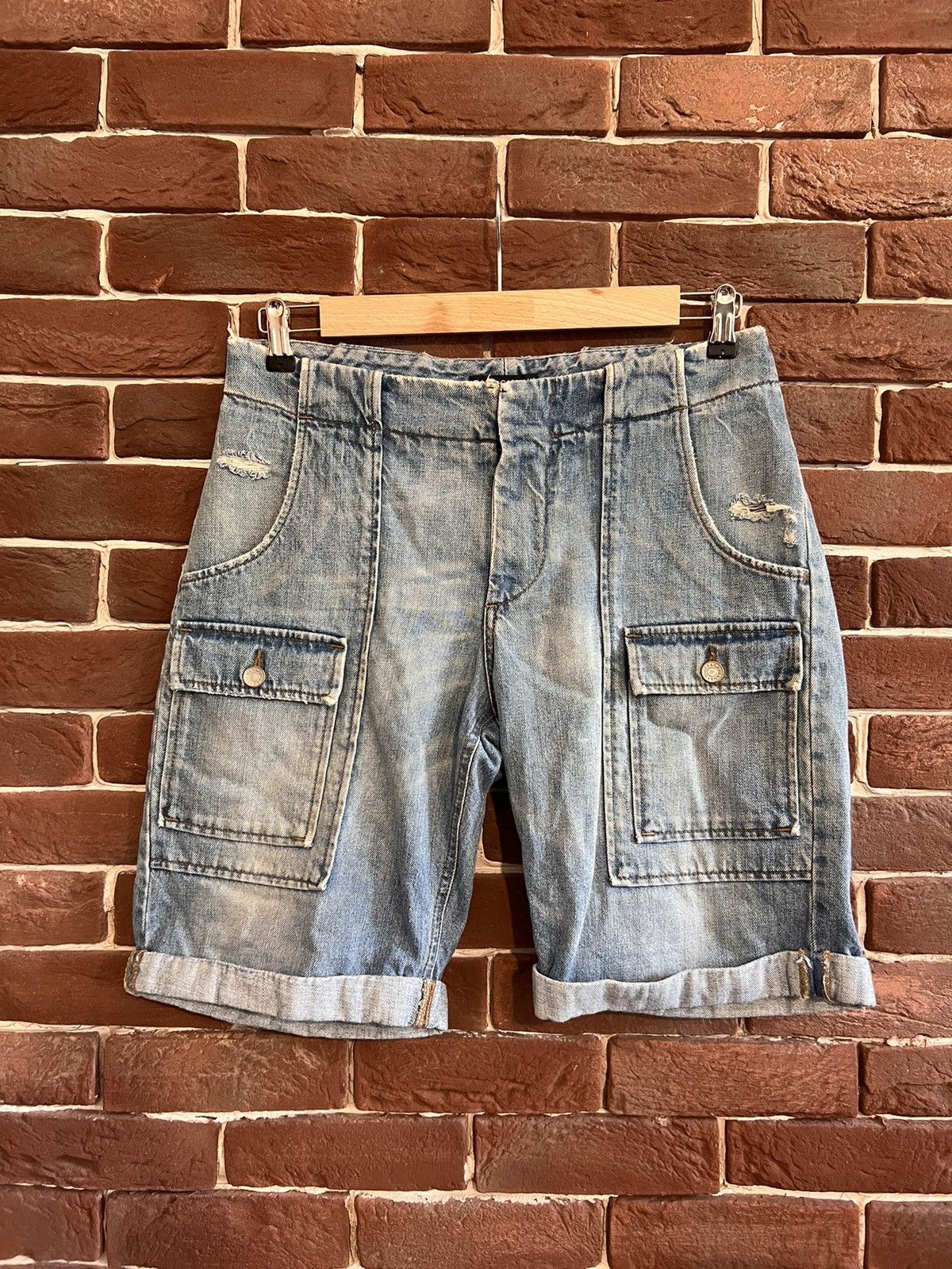 Dolce & Gabbana Vintage Dolce & Gabbana Jeans Cargo Denim Shorts Pants 44 Size US 28 / EU 44 - 1 Thumbnail