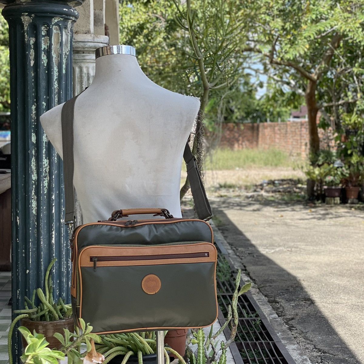 Japanese Brand × Vintage Vintage Office Bag/Messenger Japan Luggage Association Size ONE SIZE - 1 Thumbnail