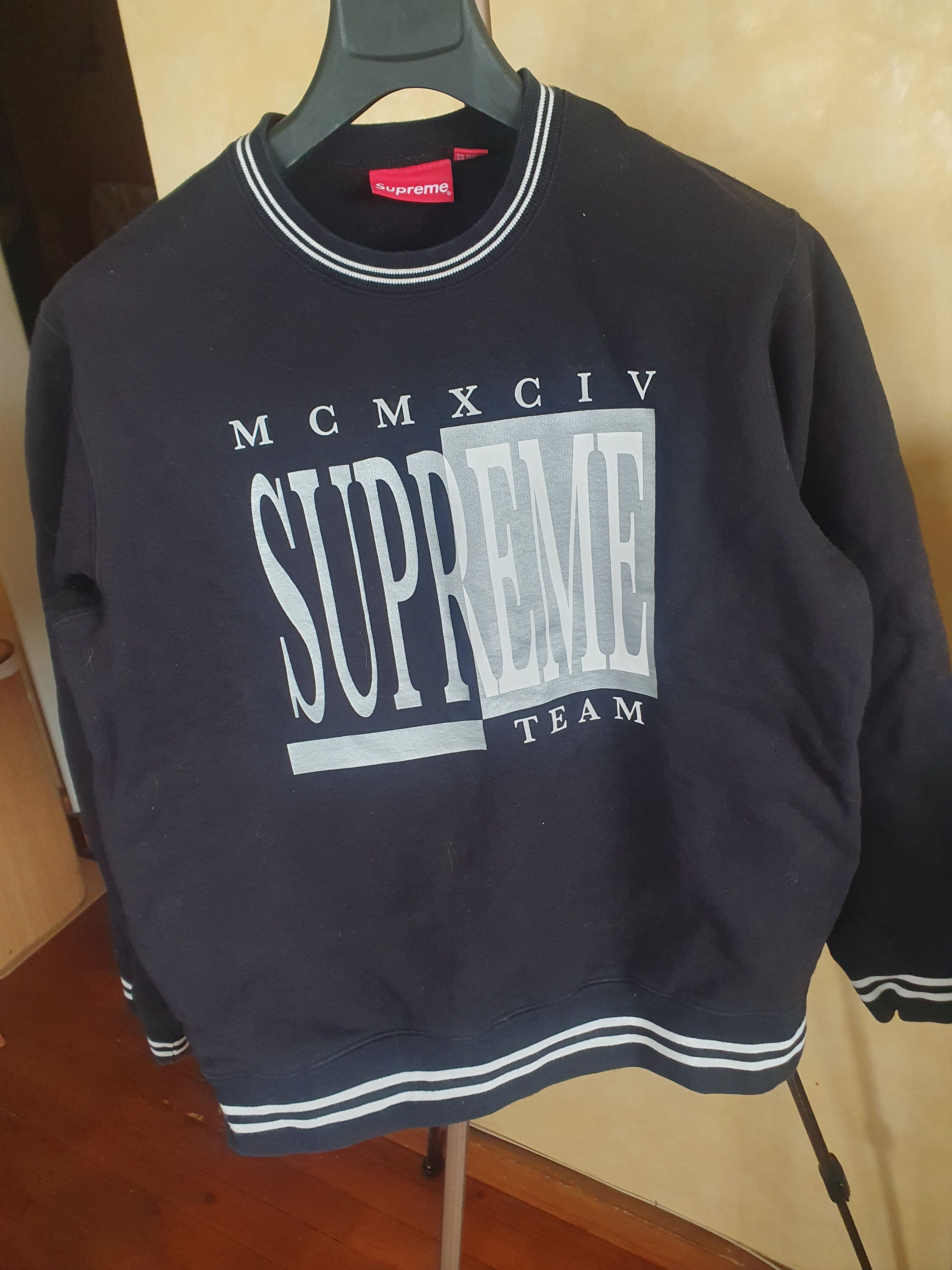 Supreme Supreme Team Crewneck FW17 Made in Canada sz M Size US M / EU 48-50 / 2 - 6 Thumbnail