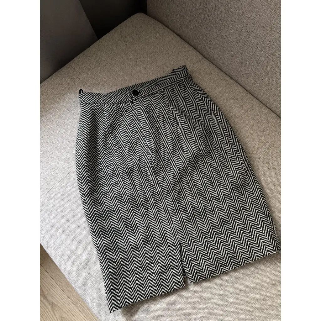 Dolce & Gabbana D&G Black White Herringbone Blazer & Pencil Skirt Set IT44 Size 30" / US 8 / IT 44 - 6 Thumbnail