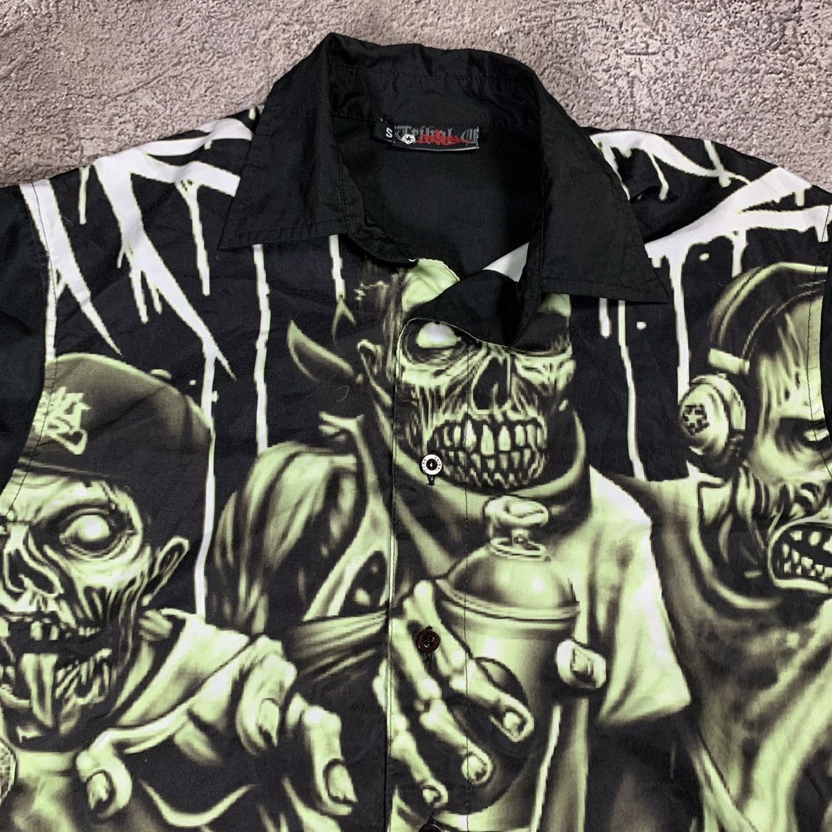 Vintage Vintage 90s Y2K Skull Graphic Tee Streetwear Dark Punk S Size US S / EU 44-46 / 1 - 3 Thumbnail