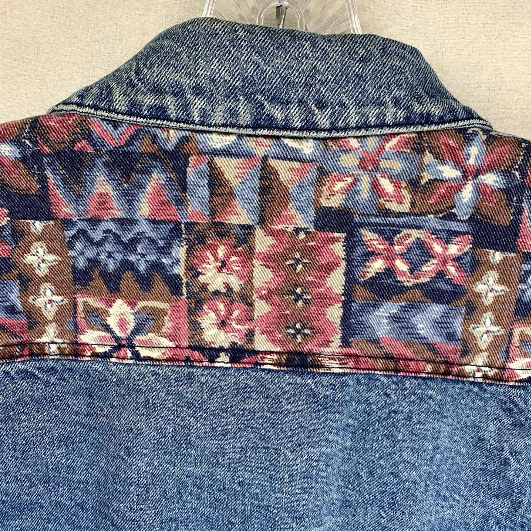 Denime VINTAGE Women’s Denim Jacket Medium Blue 80s 90s Fair Isle Pattern Crop Short Sleeve USA Size M / US 6-8 / IT 42-44 - 5 Thumbnail