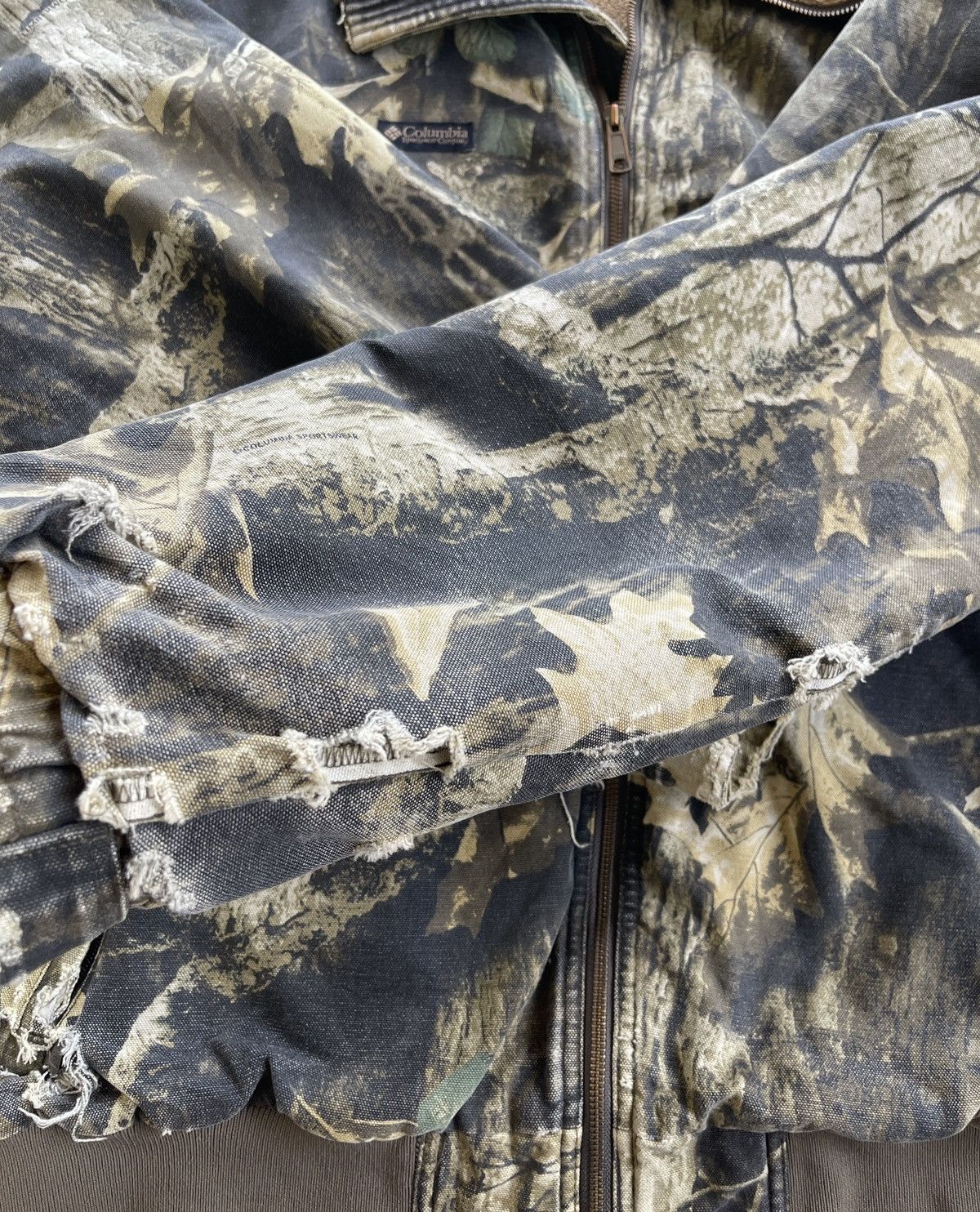 Columbia Vintage Columbia Mossy Oaks Realtree Distressed Jacket Size US XL / EU 56 / 4 - 16 Thumbnail