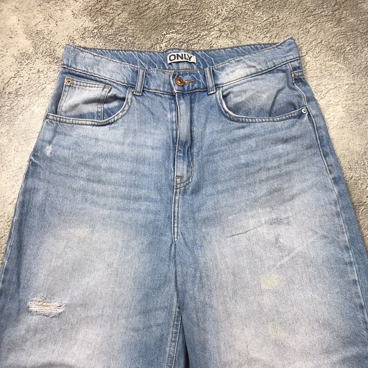Vintage Vintage Y2K Distressed Denim Shorts Baggy Streetwear Logo 29 Size US 29 - 4 Thumbnail