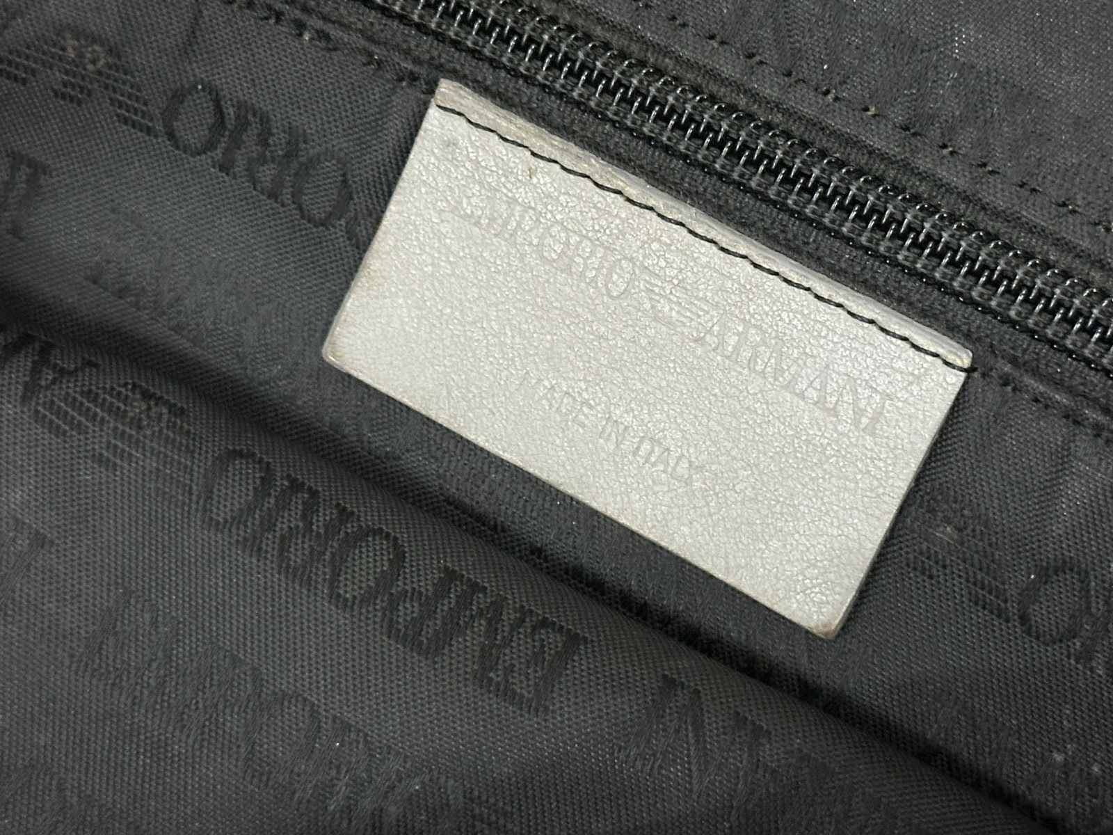 Emporio Armani Vintage 1990 Emporio Armani Fish Leather Sling Bag Size ONE SIZE - 18 Thumbnail