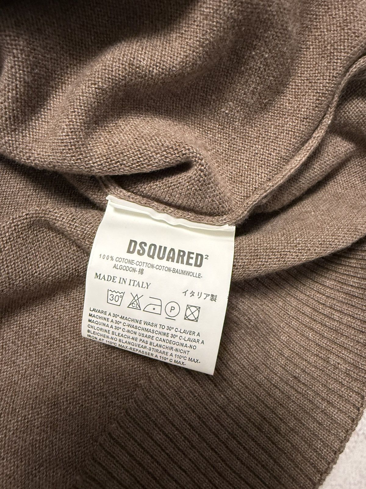Designer × Dsquared2 Vintage Dsquared2 Sweater Pullover V Neck Mens 90s Size US L / EU 52-54 / 3 - 9 Thumbnail