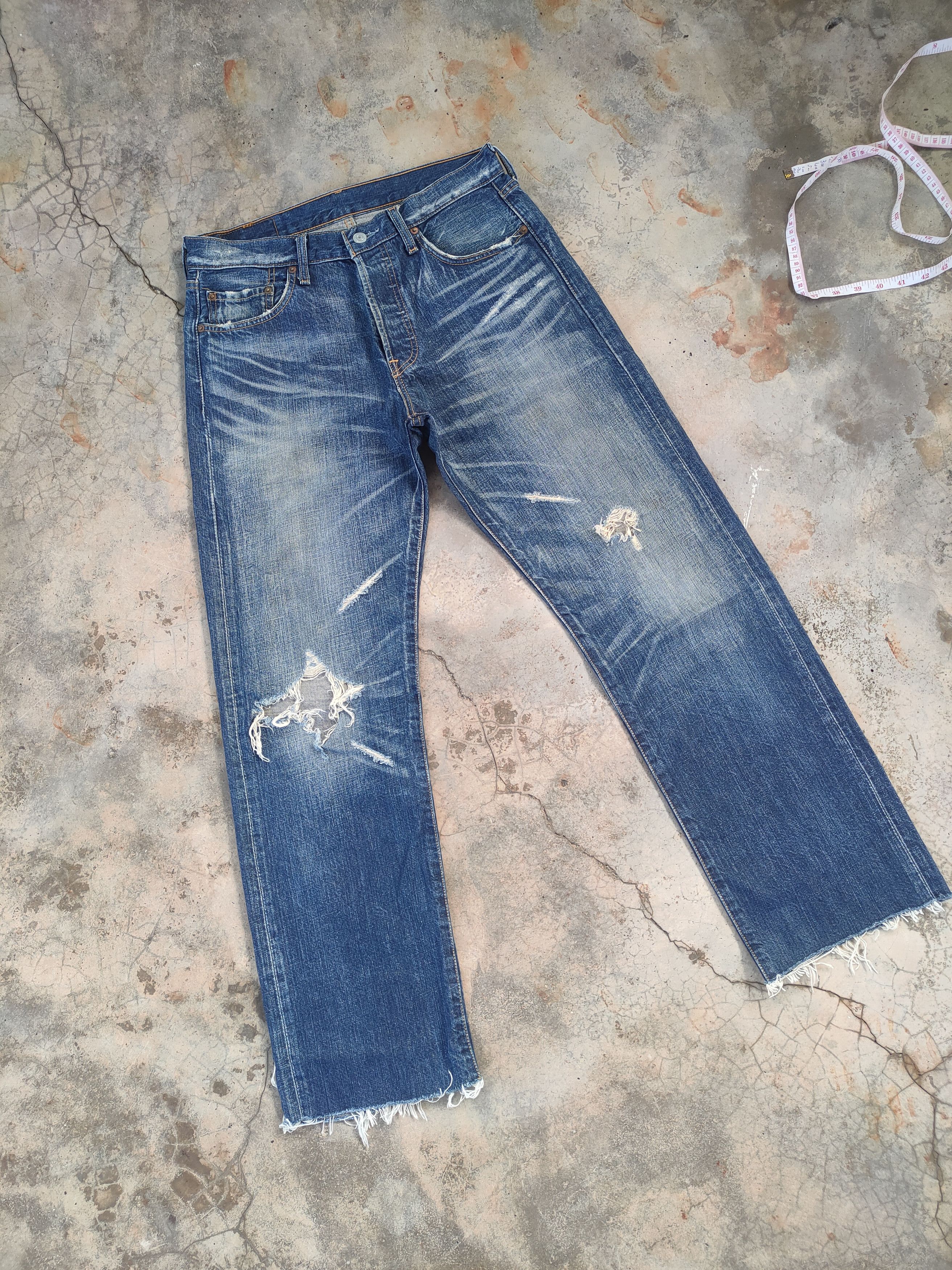 Levi's Vintage Clothing W30 VINTAGE LEVI'S 501 FADED DISTRESSED JEAN PANTS Size US 30 / EU 46 - 3 Thumbnail