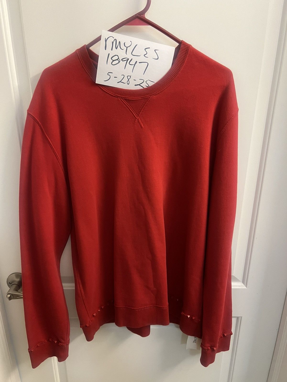 Givenchy GIVENCHY Men Sweater BM90TW4YLC 001 | Grailed