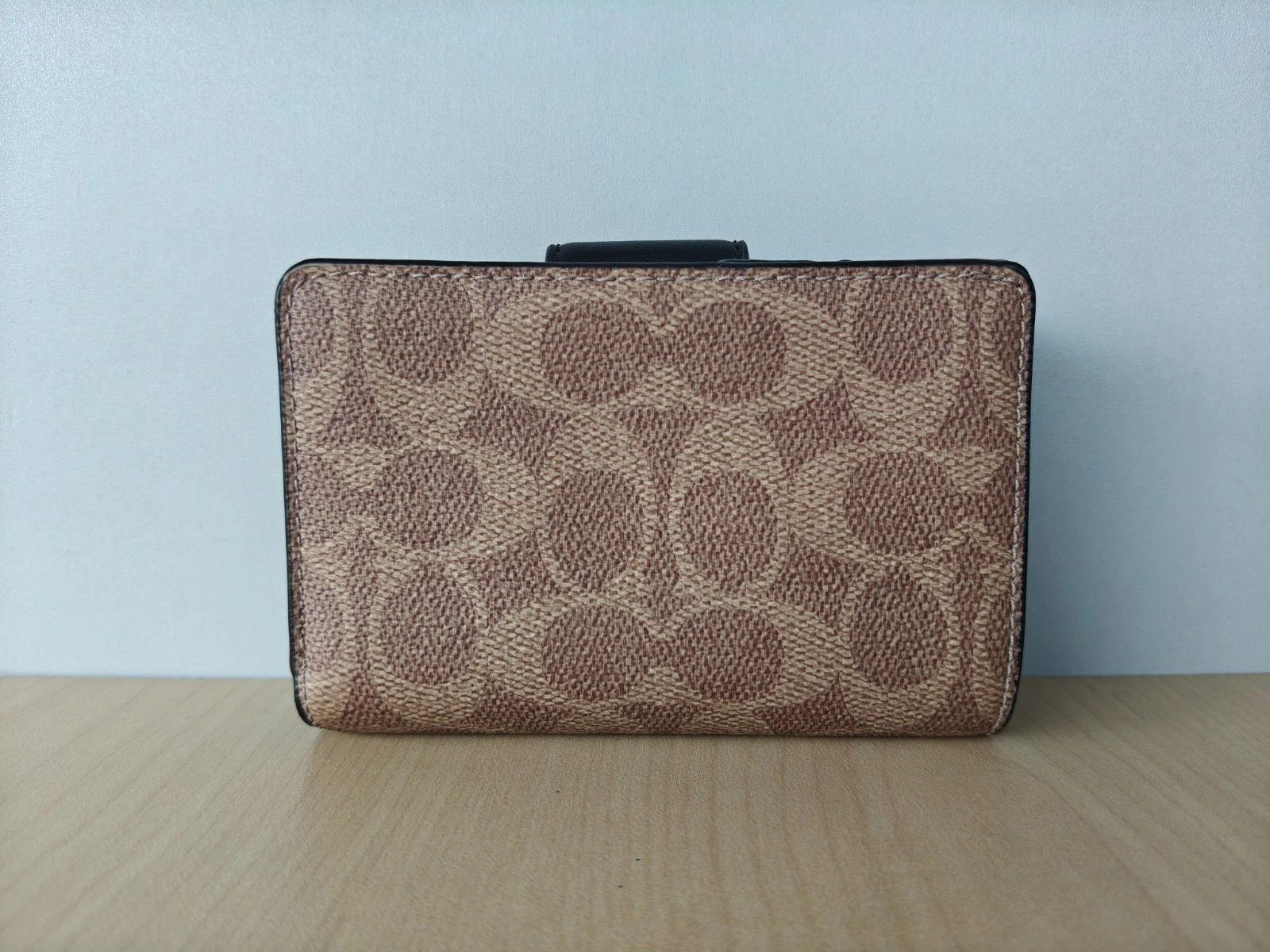 Coach Coach Medium Corner Zip Wallet In Signature T/1008 Size ONE SIZE - 4 Thumbnail