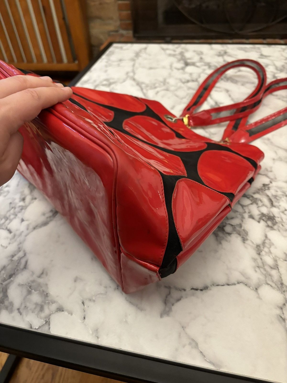 Moschino Rare 90s Moschino Red Heart Patent and Mesh Tote Bag Size ONE SIZE - 4 Thumbnail