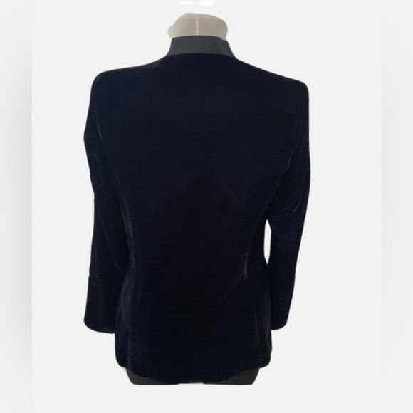 Elie Tahari ELIE TAHARI M (size tag missing) navy velvet evening jacket Size M / US 6-8 / IT 42-44 - 2 Thumbnail