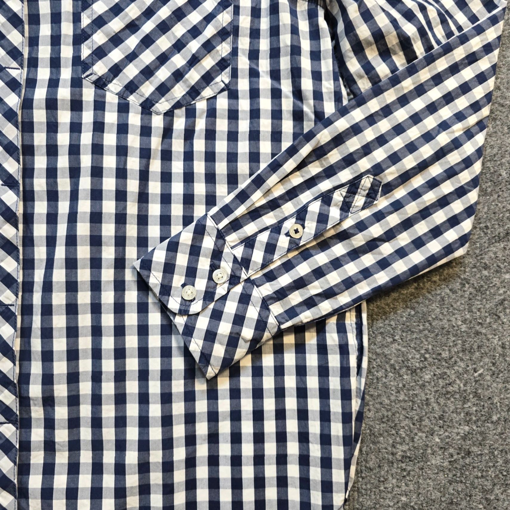 Vineyard Vines Vineyard Vines Blouse Womens Size 8 Blue Gingham Plaid Button Collared Long Sleeve Classic Preppy Career Shirt Women Size M / US 6-8 / IT 42-44 - 3 Thumbnail