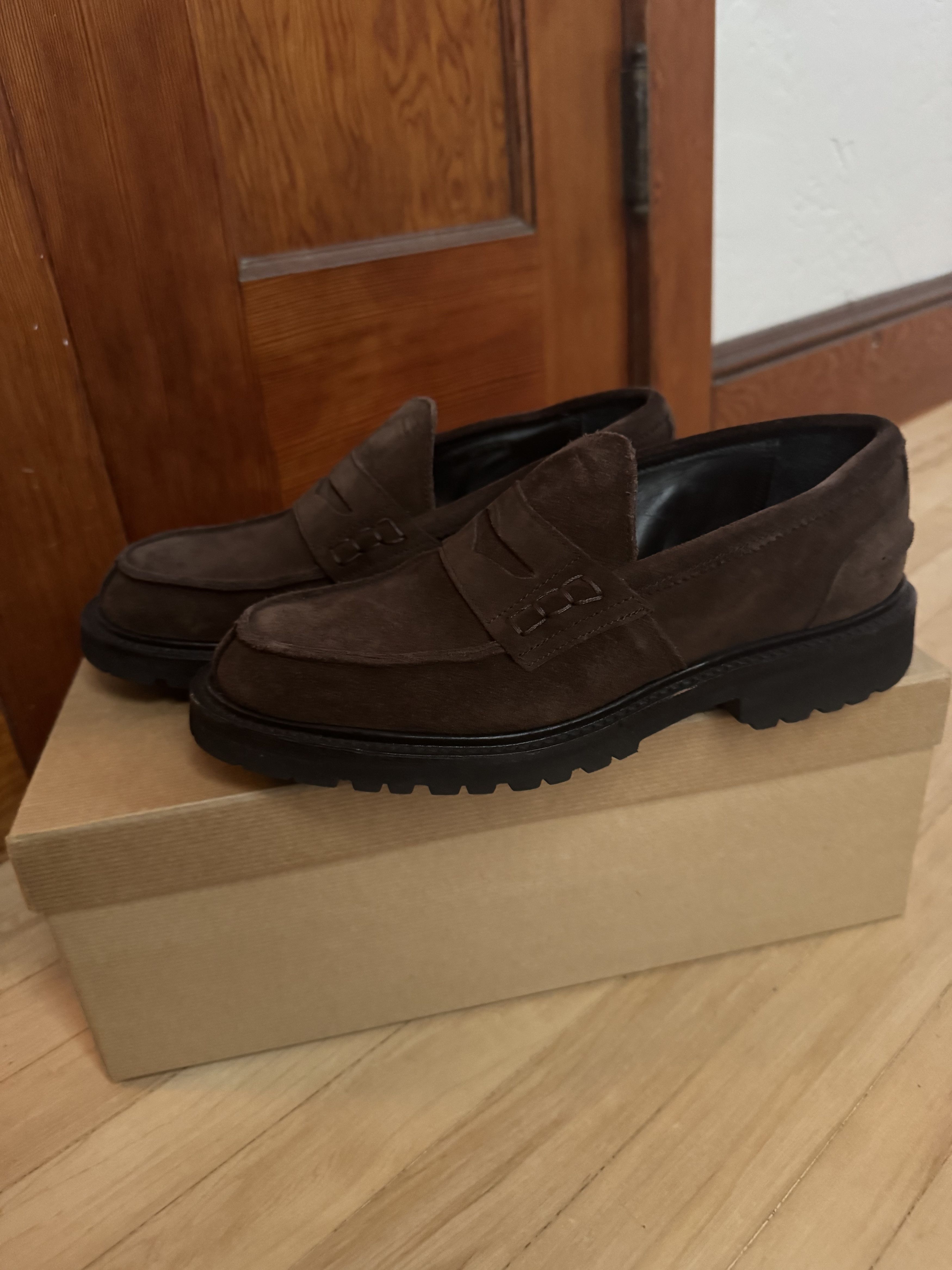 Cafe Repello Suede Step-In Loafers