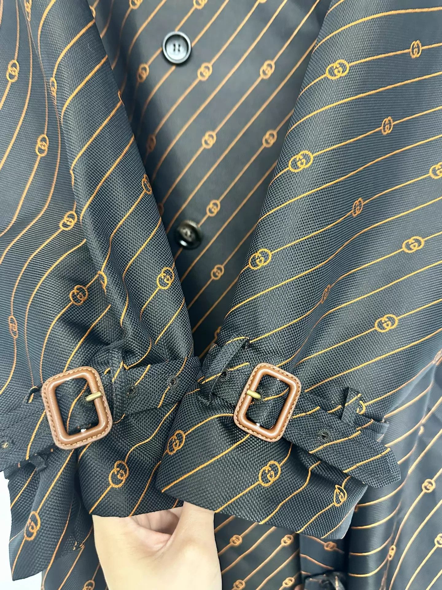 Gucci Gucci All Over Trench Coat 48 (Bust132,Length121) Size US M / EU 48-50 / 2 - 5 Thumbnail