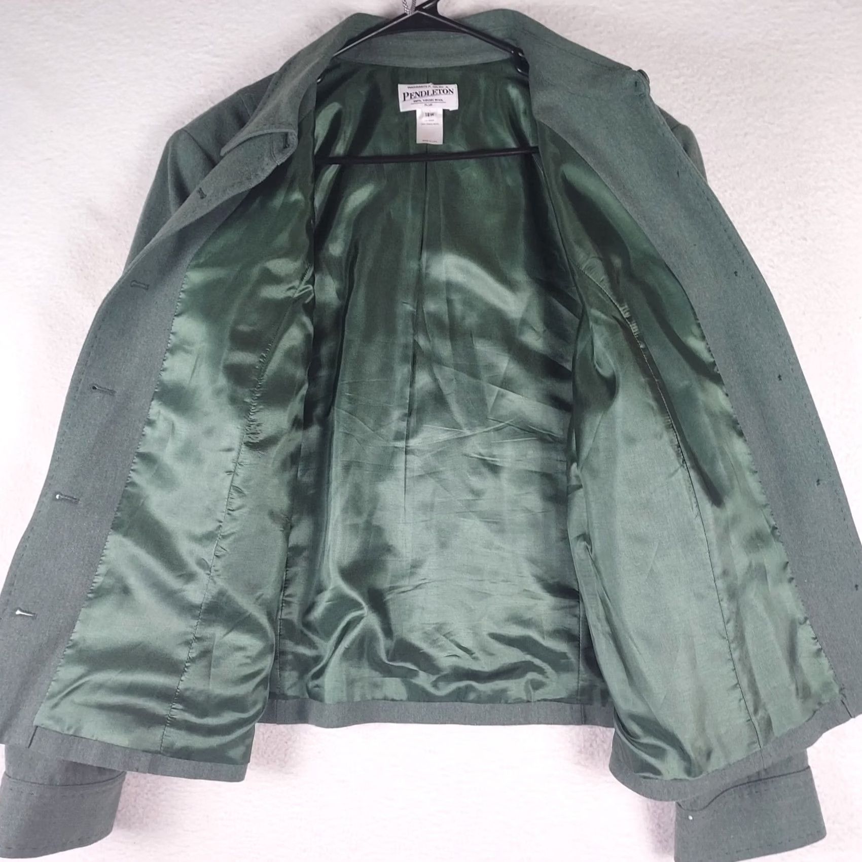 Pendleton VINTAGE Pendleton Womens Jacket 18W Wool Green Button Front USA Made Size XXL / US 16-18 / IT 52-54 - 3 Thumbnail