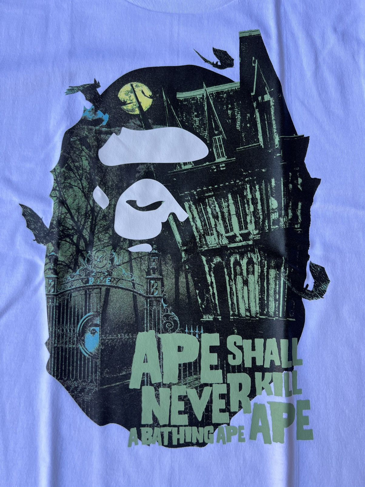 Bape HALLOWEEN BAPE MANSION APE HEAD TEE Size US L / EU 52-54 / 3 - 2 Thumbnail