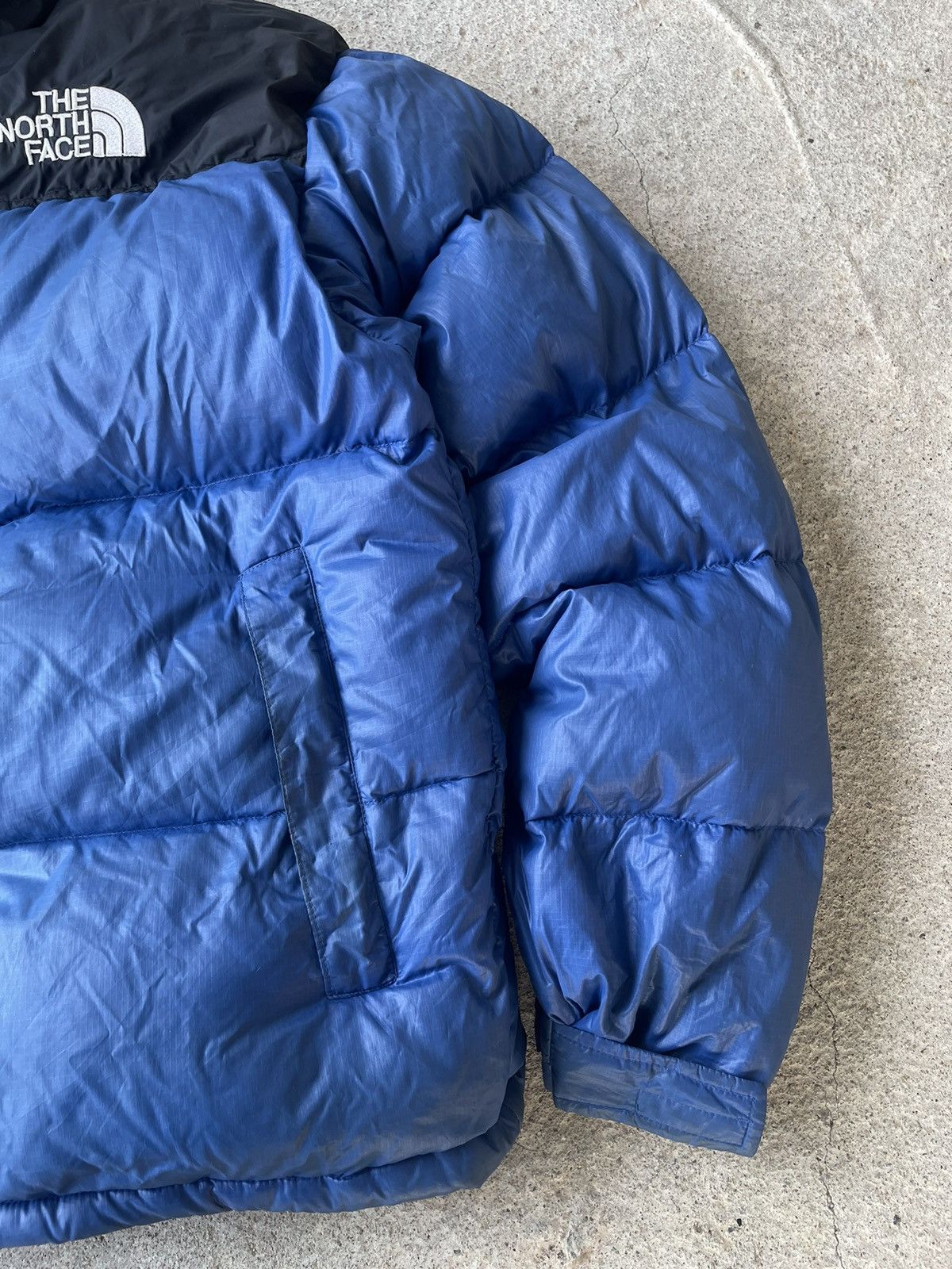 The North Face × Vintage The NorthFace 700 Blue Nuptse Vintage Puffer Jacket Size US M / EU 48-50 / 2 - 5 Thumbnail