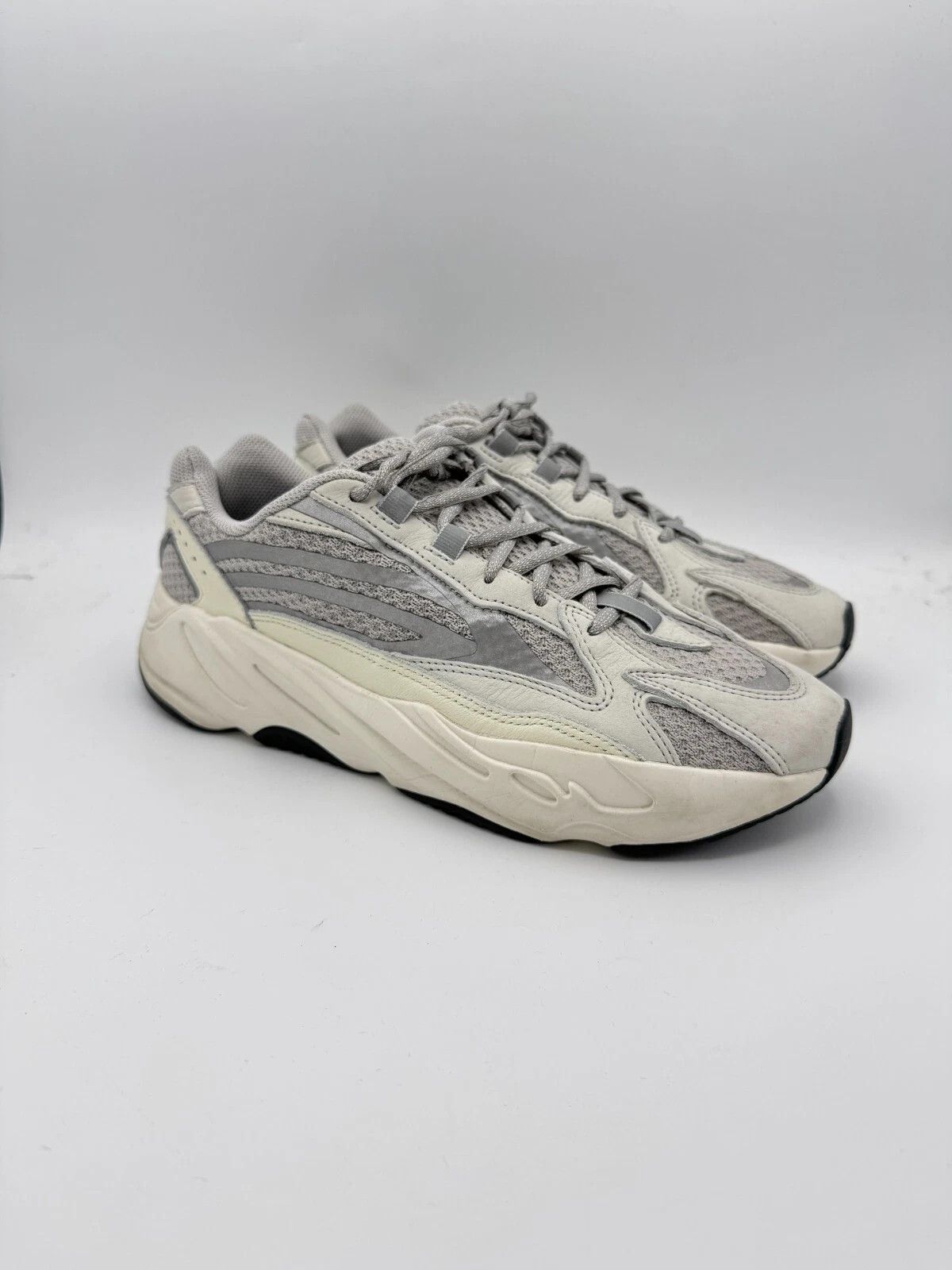 Adidas adidas Yeezy 700 V2 Static Gray Size US 10 / EU 43 - 1 Thumbnail