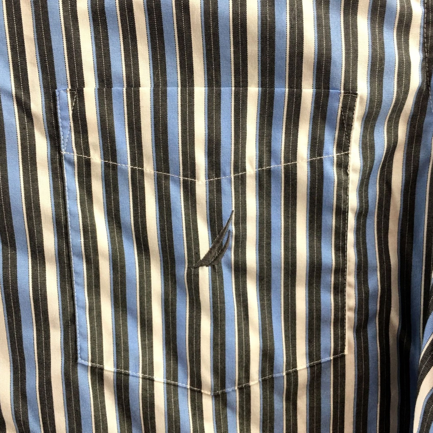 Nautica Nautica Button-Up Casual Shirt Mens XL Blue Striped Cotton Wrinkle Resistant Size US XL / EU 56 / 4 - 5 Thumbnail
