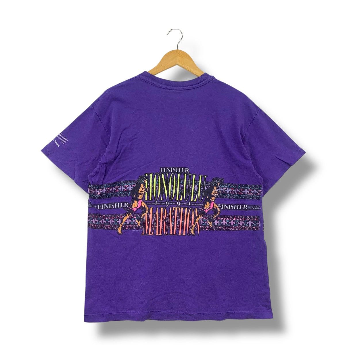 Vintage Vintage 90's HONOLULU MARATHON Faded Graphic Tee Shirt Size US L / EU 52-54 / 3 - 6 Thumbnail