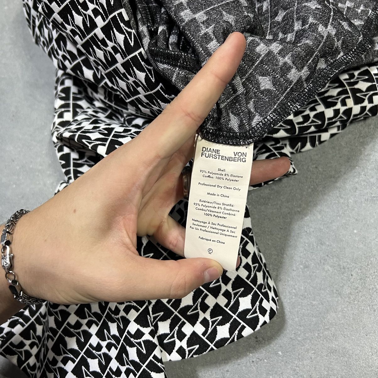 Diane von Furstenberg × Vintage Diane von furstenberg Jersey jacquard minidress Size XXS / US 00 / IT 34 - 7 Thumbnail