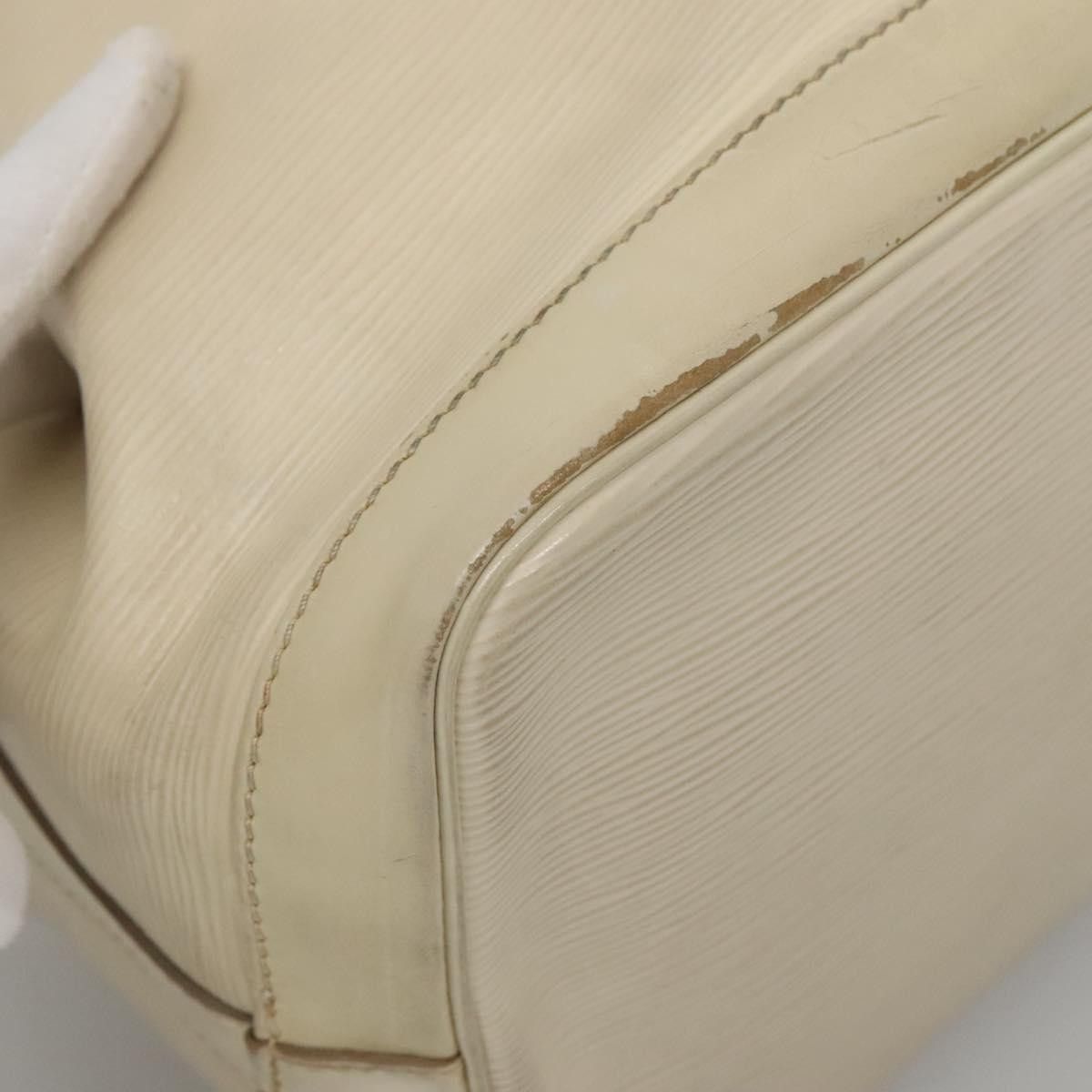 Louis Vuitton LOUIS VUITTON Epi Petit Noe Shoulder Bag White Yvoire Size ONE SIZE - 11 Thumbnail