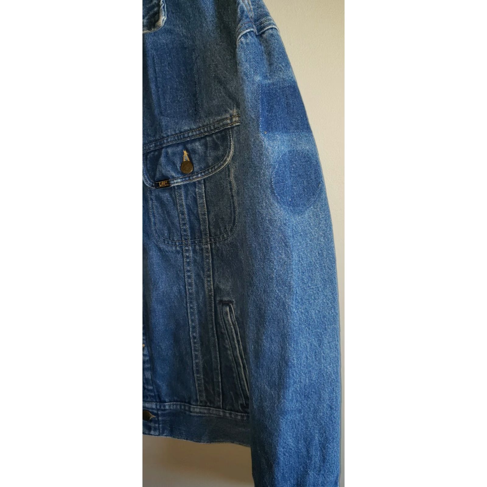 Lee VINTAGE LEE Riders Denim Jean Jacket Sz 46L Distressed Western Rancher USA 90s Mens Jacket Jeans Distressed Blue Size US 30 / EU 46 - 6 Thumbnail
