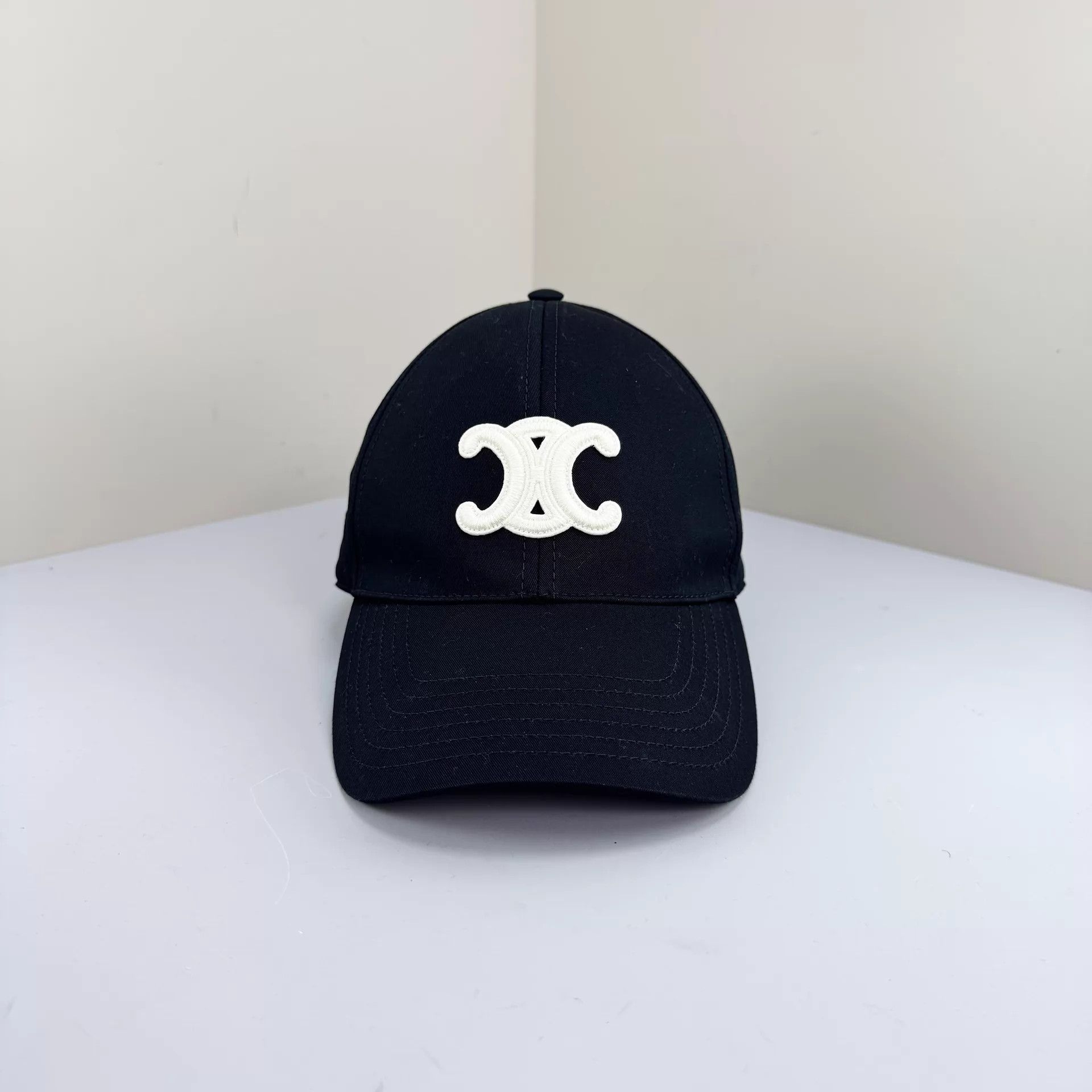 Celine Celine Triomphe Embroidered Baseball Cap M New Size ONE SIZE - 1 Thumbnail
